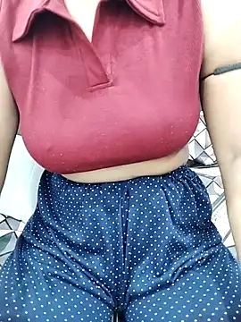 Snapshot of sexy_ladoo chatting on 06/15/26, 08:00 sexy ladoo online show from 06/15/26, 08:00