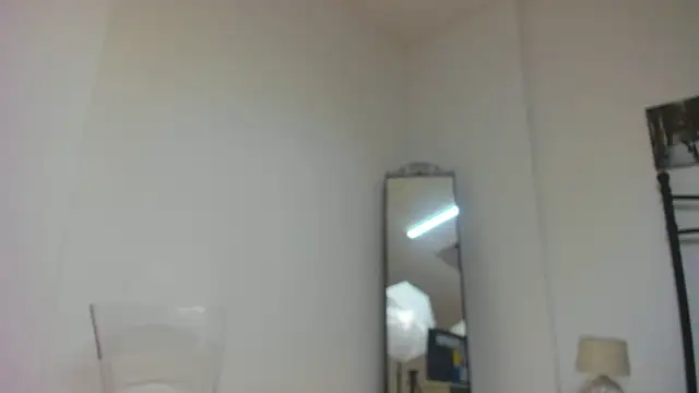 Snapshot of roxytattoo_ chatting on 06/19/26, 06:56 roxytattoo online show from 06/19/26, 06:56