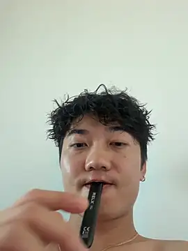 YourBadboy718 online show from 05/26/26, 08:43