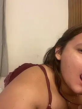 Snapshot of Laryssinha_69 chatting on 07/10/26, 01:54 Laryssinha 69 online show from 07/10/26, 01:54