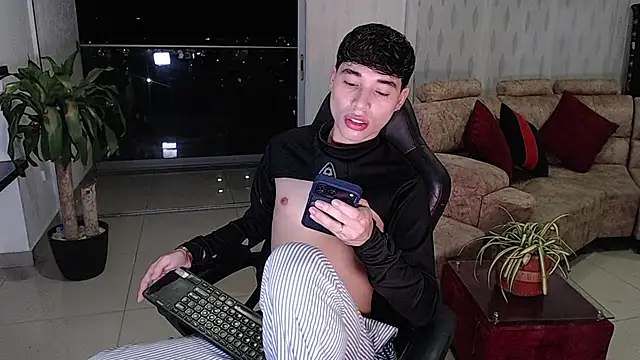 Snapshot of codd_doll chatting on 07/09/26, 12:26 codd doll online show from 07/09/26, 12:26