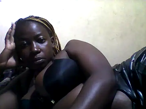 Snapshot of sexybrenny chatting on 05/27/26, 11:51 sexybrenny online show from 05/27/26, 11:51