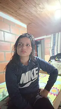 Marcella single online show from 06/10/26, 02:23