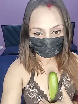 Dezler Queen online show from 05/24/26, 04:12