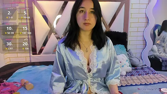 Snapshot of Lua_bloom_ chatting on 07/03/26, 03:24 Lua bloom online show from 07/03/26, 03:24