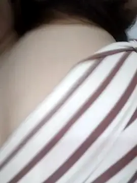YoenLyy online show from 07/09/26, 03:32