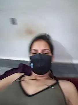Snapshot of Neha-ji chatting on 06/02/26, 06:26 Neha-ji online show from 06/02/26, 06:26