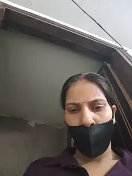 Snapshot of Neha-ji chatting on 06/11/26, 02:53 Neha-ji online show from 06/11/26, 02:53