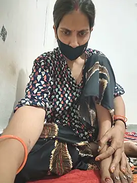 Snapshot of Neha-ji chatting on 06/12/26, 05:56 Neha-ji online show from 06/12/26, 05:56