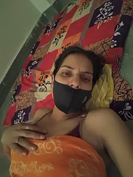 Snapshot of Neha-ji chatting on 06/18/26, 10:19 Neha-ji online show from 06/18/26, 10:19