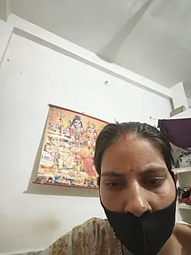Snapshot of Neha-ji chatting on 06/28/26, 12:05 Neha-ji online show from 06/28/26, 12:05