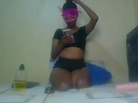 Snapshot of Eebonydiva chatting on 07/17/26, 07:30 Eebonydiva online show from 07/17/26, 07:30