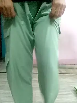 Bhavyaa-Sharma online show from 06/16/26, 04:37