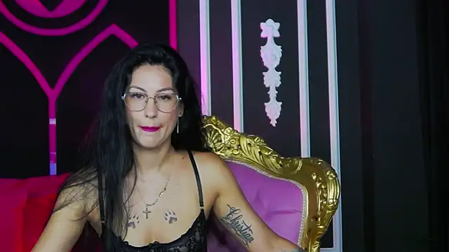 Areina online show from 06/25/26, 04:34