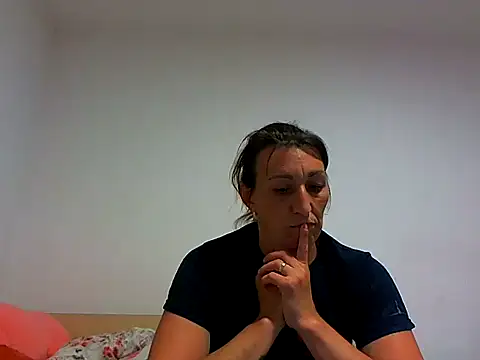 Snapshot of Kassandra06 chatting on 05/24/26, 05:51 Kassandra06 online show from 05/24/26, 05:51