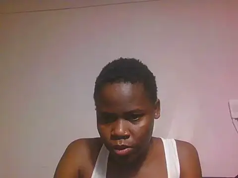 Snapshot of Midnight_whisper01 chatting on 06/25/26, 05:17 Midnight whisper01 online show from 06/25/26, 05:17