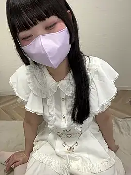 Snapshot of Reina_0129 chatting on 06/20/26, 07:22 Reina 0129 online show from 06/20/26, 07:22