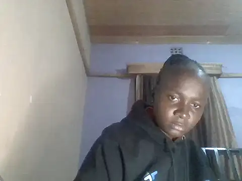 Snapshot of Ebonylouisa chatting on 07/13/26, 03:59 Ebonylouisa online show from 07/13/26, 03:59