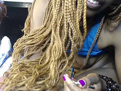Snapshot of ebonyempress25 chatting on 07/09/26, 03:38 ebonyempress25 online show from 07/09/26, 03:38