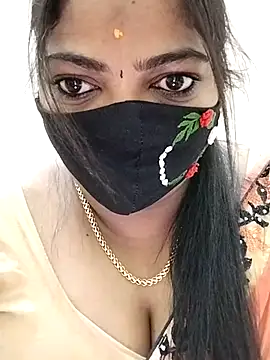 Snapshot of Sindhu-31 chatting on 07/11/26, 01:03 Sindhu-31 online show from 07/11/26, 01:03