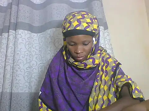 Snapshot of Sweet_Pinkpussy chatting on 06/22/26, 06:27 Sweet Pinkpussy online show from 06/22/26, 06:27
