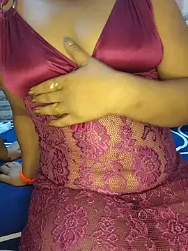 Snapshot of Curvy_Anushka chatting on 06/01/26, 06:42 Curvy Anushka online show from 06/01/26, 06:42