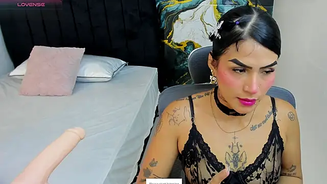 Snapshot of Alanna_Wild chatting on 06/30/26, 05:58 Alanna Wild online show from 06/30/26, 05:58