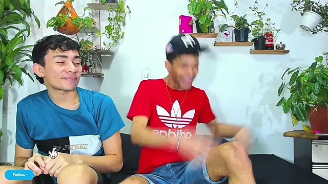 STRANGER BOYS online show from 05/25/26, 10:27