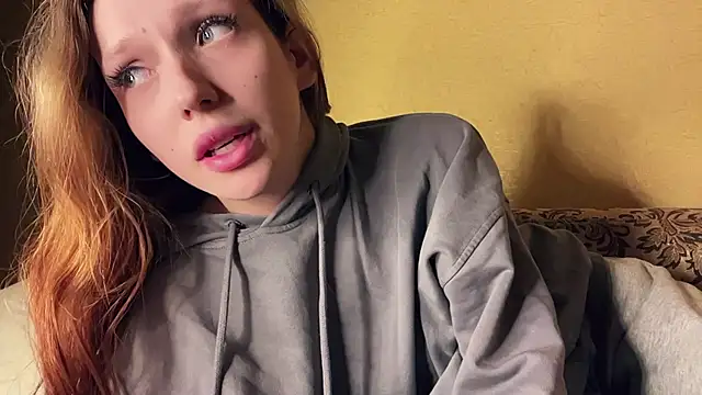 Snapshot of xXMelanieseXx chatting on 05/28/26, 05:10 xXMelanieseXx online show from 05/28/26, 05:10