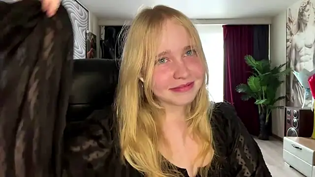 AnnyRocky online show from 05/28/26, 11:51