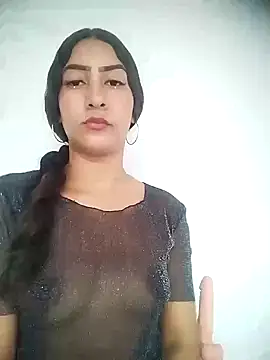 ScarletLovee  online show from 07/06/26, 02:03