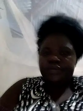 Snapshot of Masha19880 chatting on 05/26/26, 04:36 Masha19880 online show from 05/26/26, 04:36