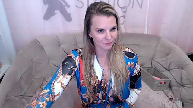 AischePervers online show from 09/11/25, 07:03