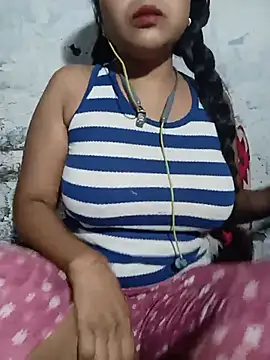 Snapshot of DESI-DOLLL chatting on 06/14/26, 07:27 DESI-DOLLL online show from 06/14/26, 07:27