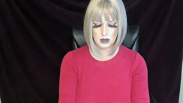 Snapshot of Danielle_tv33 chatting on 01/24/25, 06:35 Danielle tv33 online show from 01/24/25, 06:35