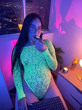 Snapshot of April_sutra chatting on 07/05/26, 12:50 April sutra online show from 07/05/26, 12:50