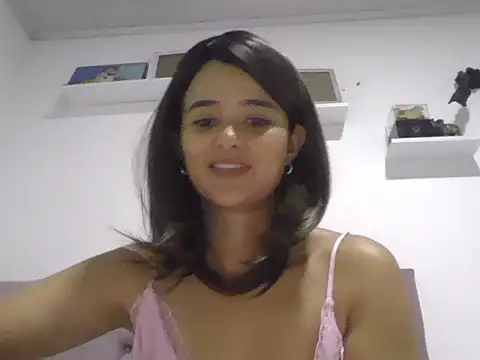 micaelamoreno18 online show from 07/28/26, 03:24