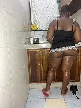 curvy queen89 online show from 07/06/26, 04:42