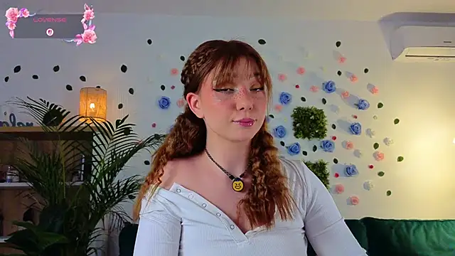 Snapshot of justmeavery chatting on 05/27/26, 07:22 justmeavery online show from 05/27/26, 07:22