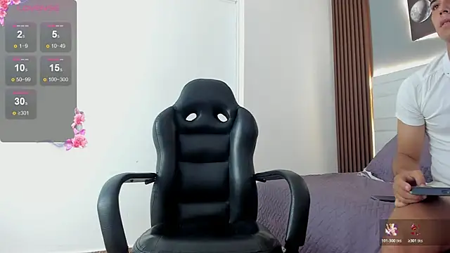Snapshot of Mauro_boy chatting on 07/08/26, 07:18 Mauro boy online show from 07/08/26, 07:18