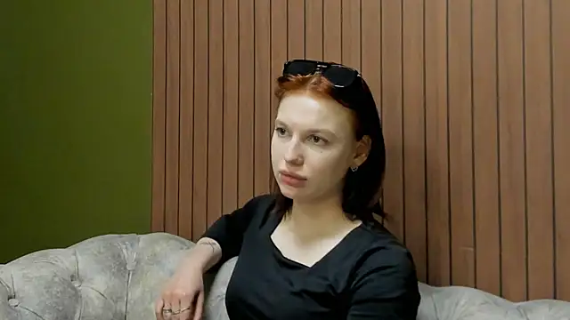 Snapshot of Nora_Finch chatting on 05/28/26, 12:02 Nora Finch online show from 05/28/26, 12:02