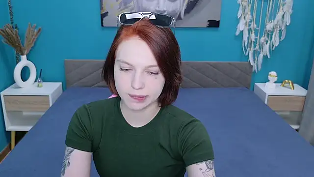 Snapshot of Nora_Finch chatting on 06/15/26, 10:17 Nora Finch online show from 06/15/26, 10:17