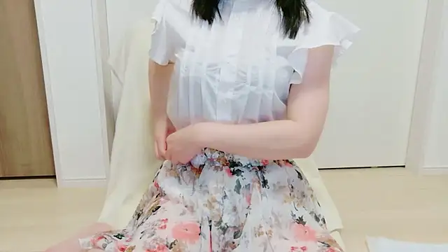 Snapshot of SUxMIxRE chatting on 07/23/26, 04:49 SUxMIxRE online show from 07/23/26, 04:49