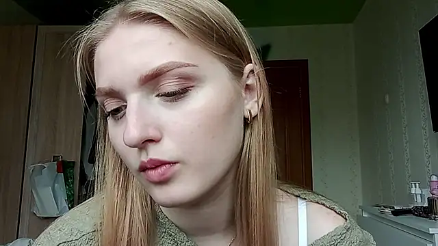 Snapshot of NorineGressett chatting on 06/19/26, 11:03 NorineGressett online show from 06/19/26, 11:03