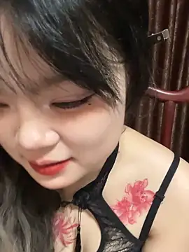 Snapshot of mgvivi chatting on 05/31/26, 12:01 mgvivi online show from 05/31/26, 12:01