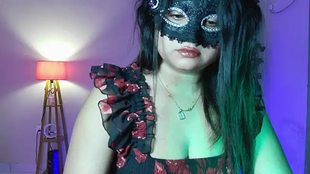 Snapshot of Red_Heart_ chatting on 07/16/26, 05:52 Red Heart online show from 07/16/26, 05:52
