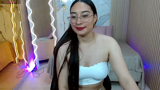 Nanni tay online show from 06/10/26, 09:46