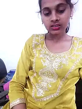 Snapshot of sexy_kajal9 chatting on 06/06/26, 04:17 sexy kajal9 online show from 06/06/26, 04:17