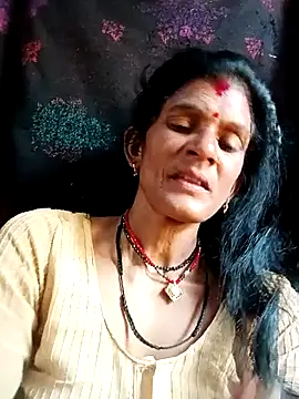 Snapshot of Cut_umang74 chatting on 06/18/26, 05:19 Cut umang74 online show from 06/18/26, 05:19