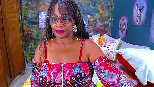 Snapshot of cairohot chatting on 04/04/26, 08:01 cairohot online show from 04/04/26, 08:01